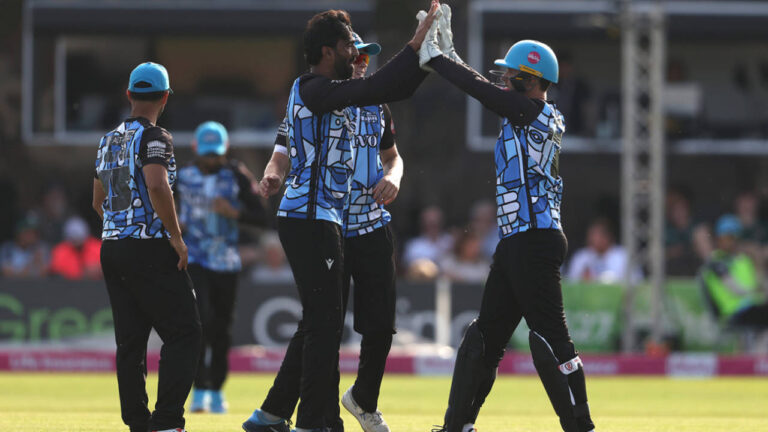 Usama Mir helps Worcestershire claim midlands bragging rights – ভাইটালিটি ব্লাস্ট: ওয়ারউইকশায়ারকে হারিয়ে ডার্বি জিতল ওরচেস্টারশায়ার