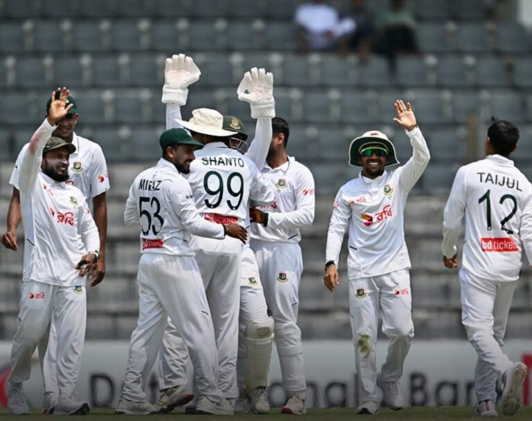তাইজুলের ৬ উইকেট: পাকিস্তানকে হোয়াইটওয়াশ করে বাংলাদেশের ঐতিহাসিক সিরিজ জয়